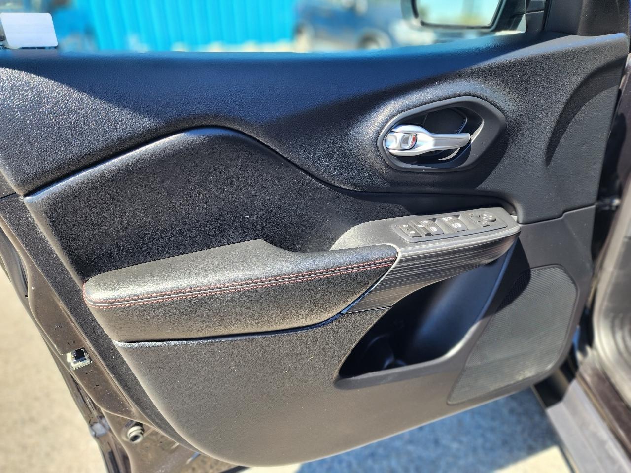 Jeep Cherokee Trailhawk 4WD 2016