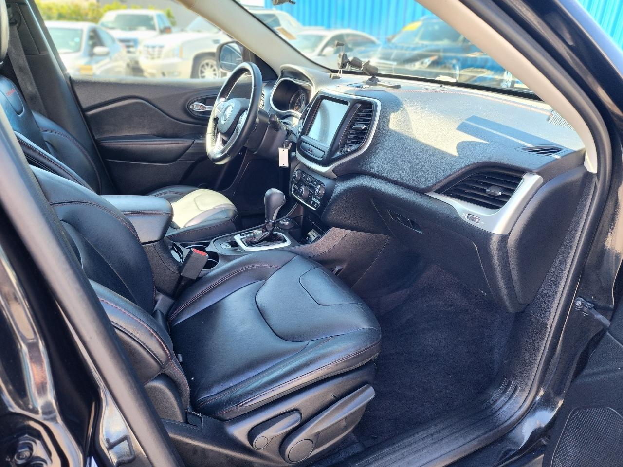 Jeep Cherokee Trailhawk 4WD 2016