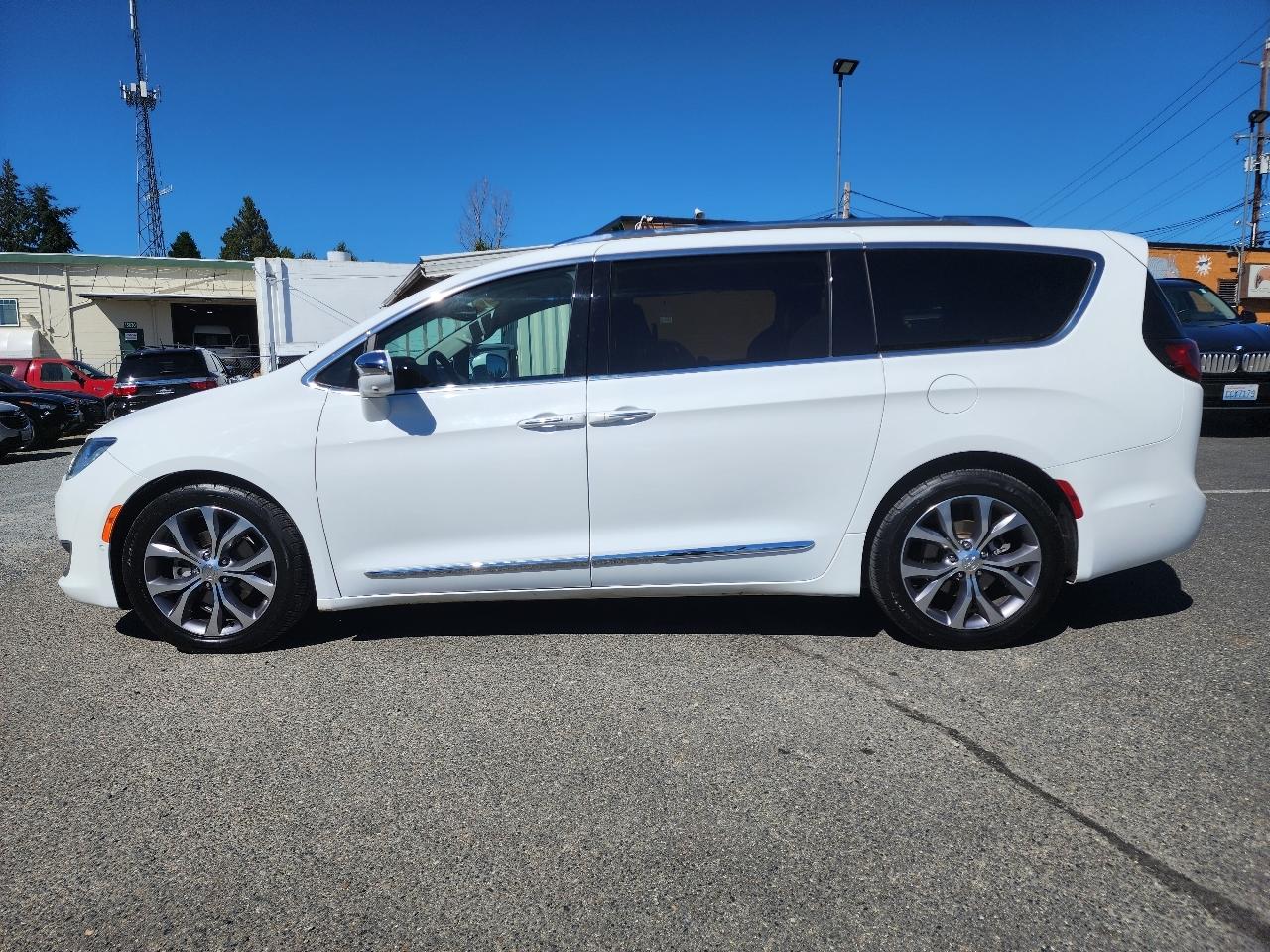 Chrysler Pacifica Limited 2018