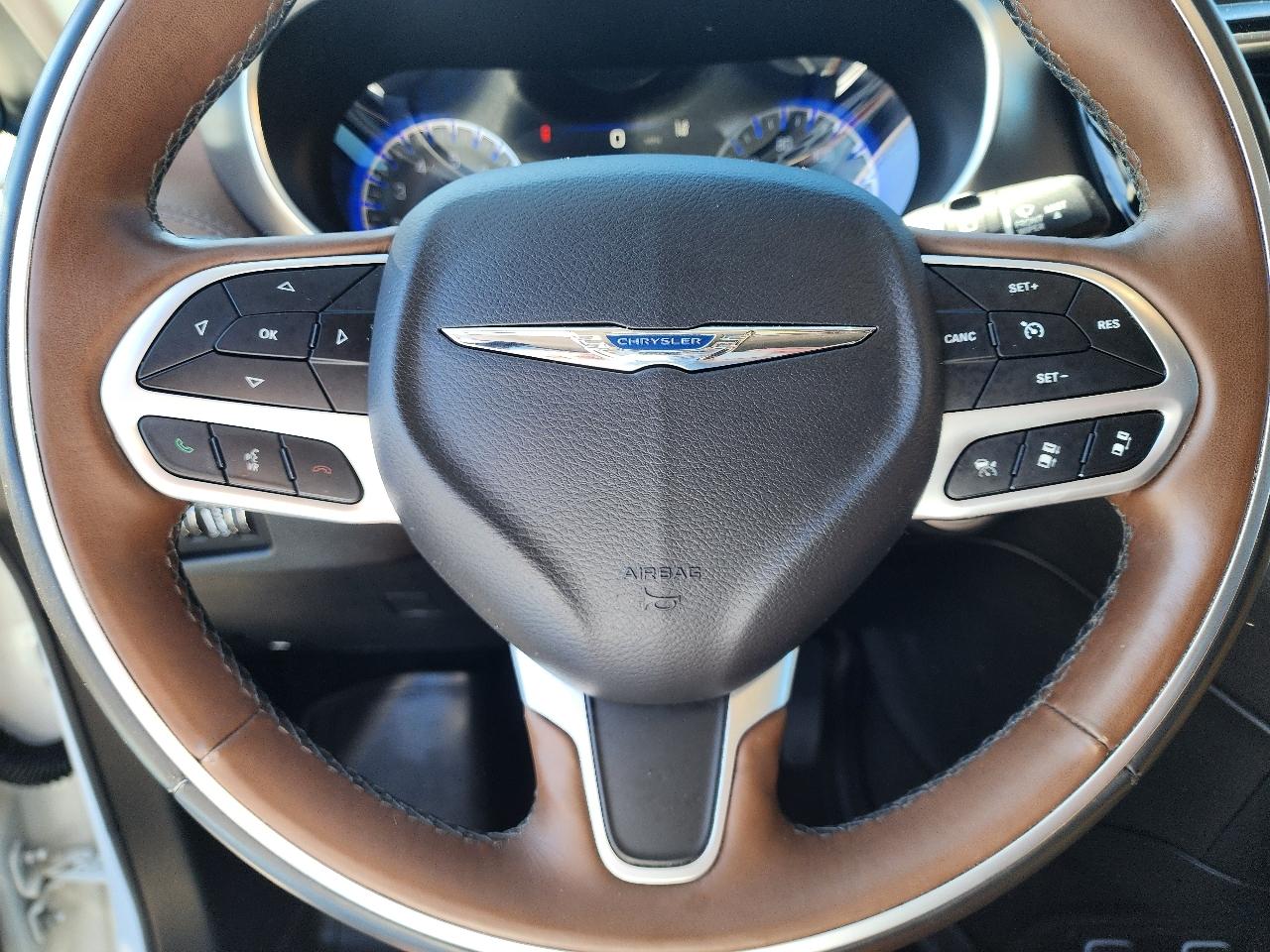 Chrysler Pacifica Limited 2018