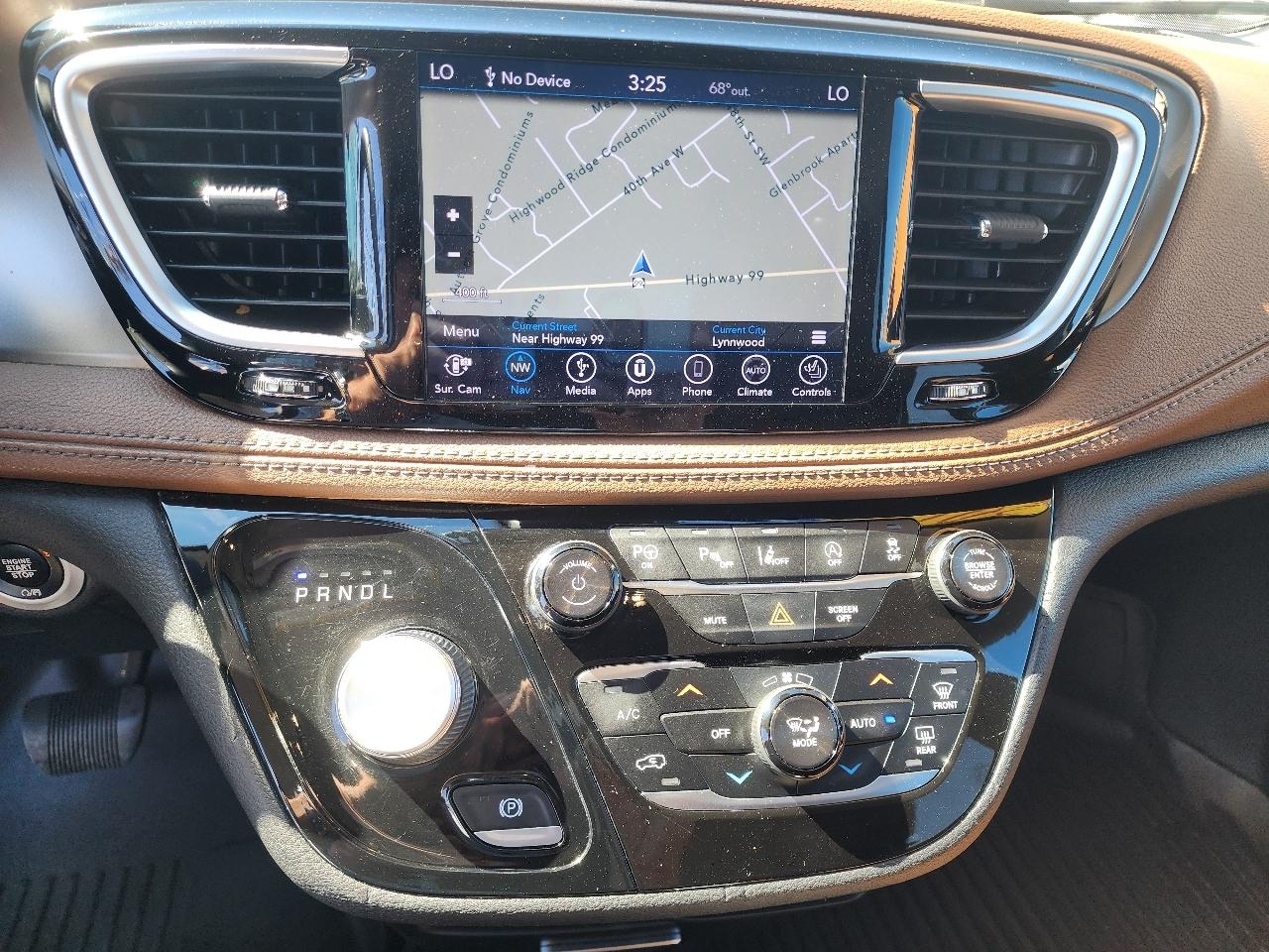 Chrysler Pacifica Limited 2018