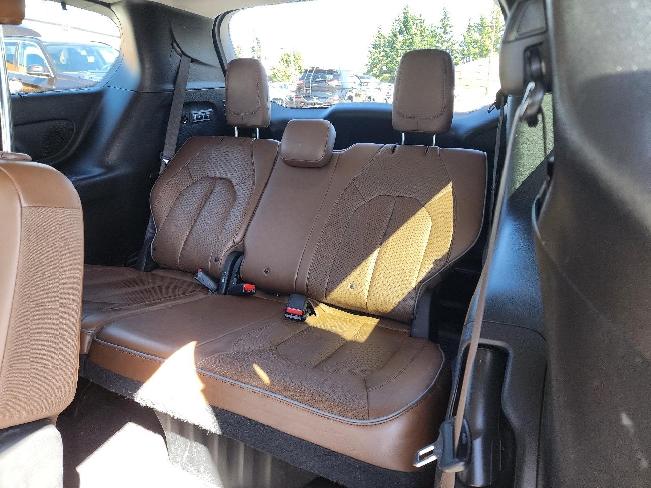 Chrysler Pacifica Limited 2018