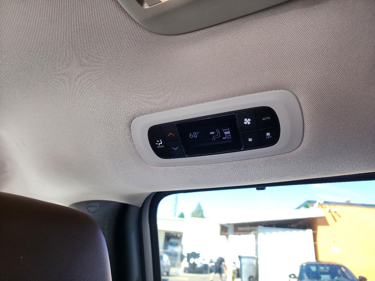 Chrysler Pacifica Limited 2018
