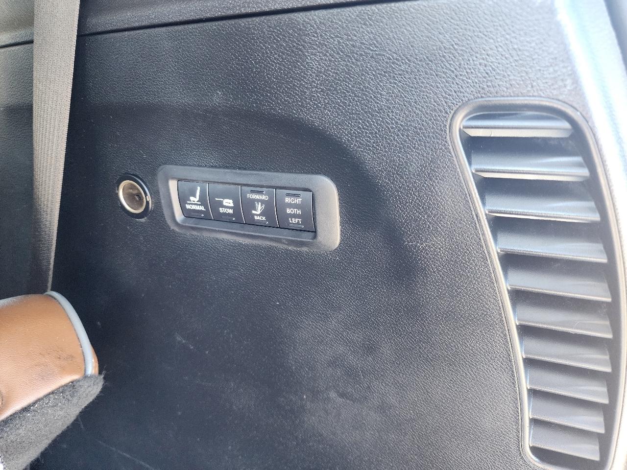 Chrysler Pacifica Limited 2018