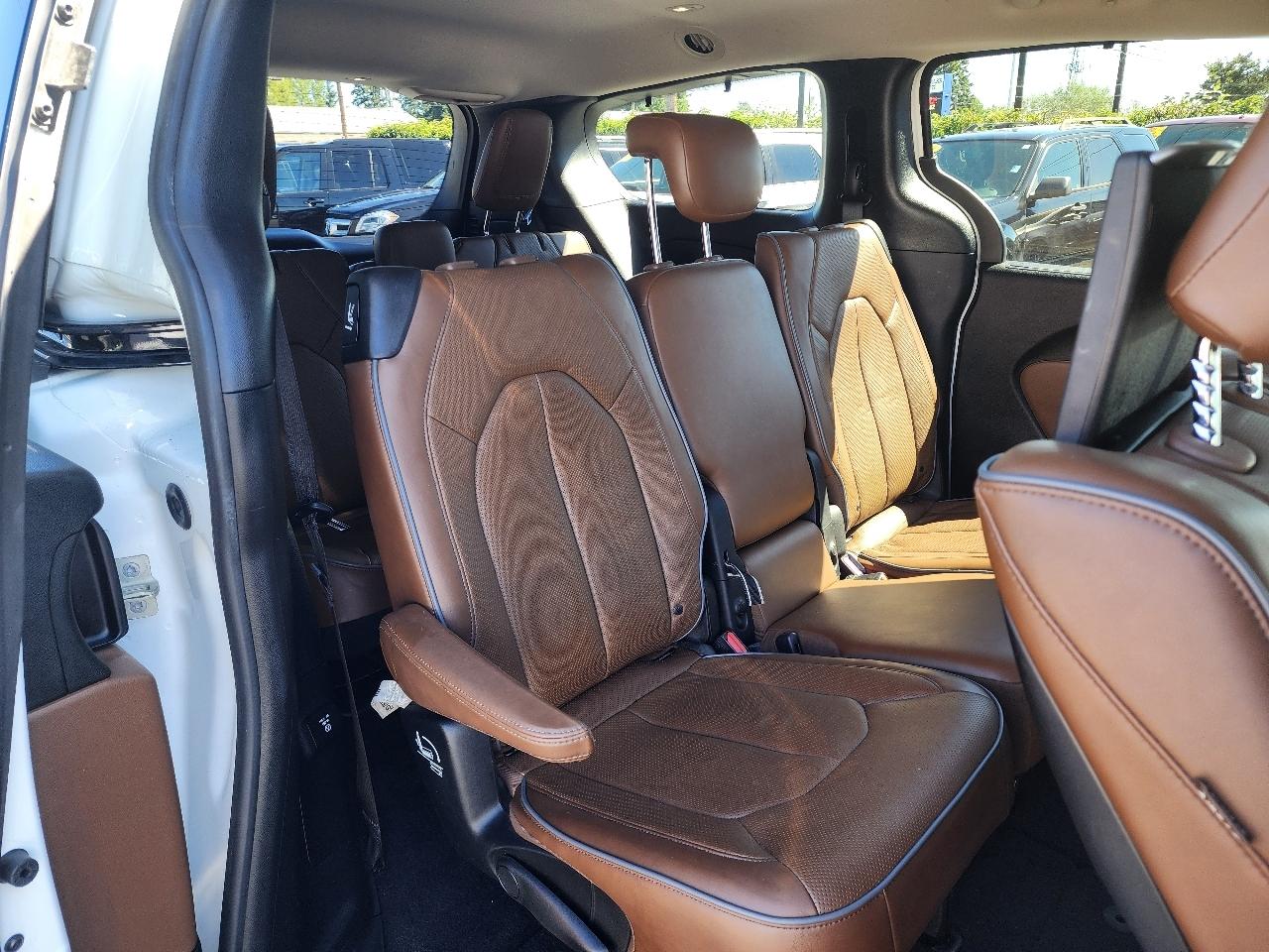 Chrysler Pacifica Limited 2018