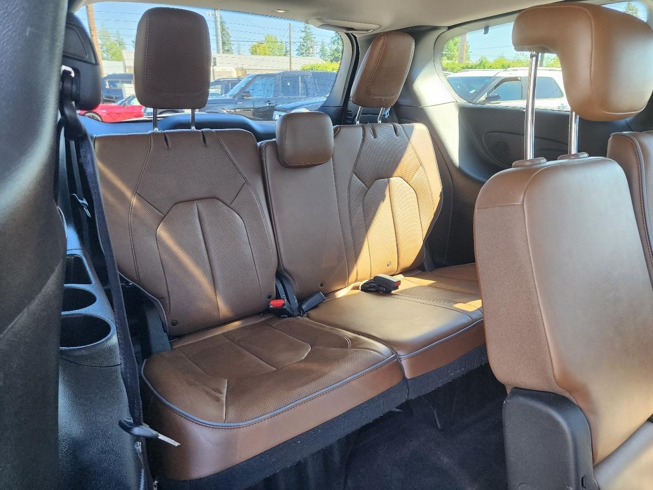 Chrysler Pacifica Limited 2018