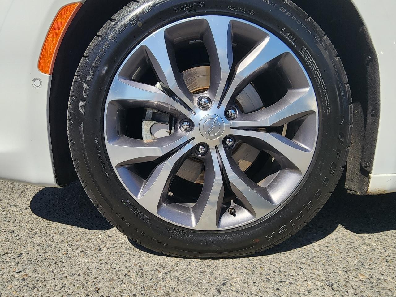 Chrysler Pacifica Limited 2018