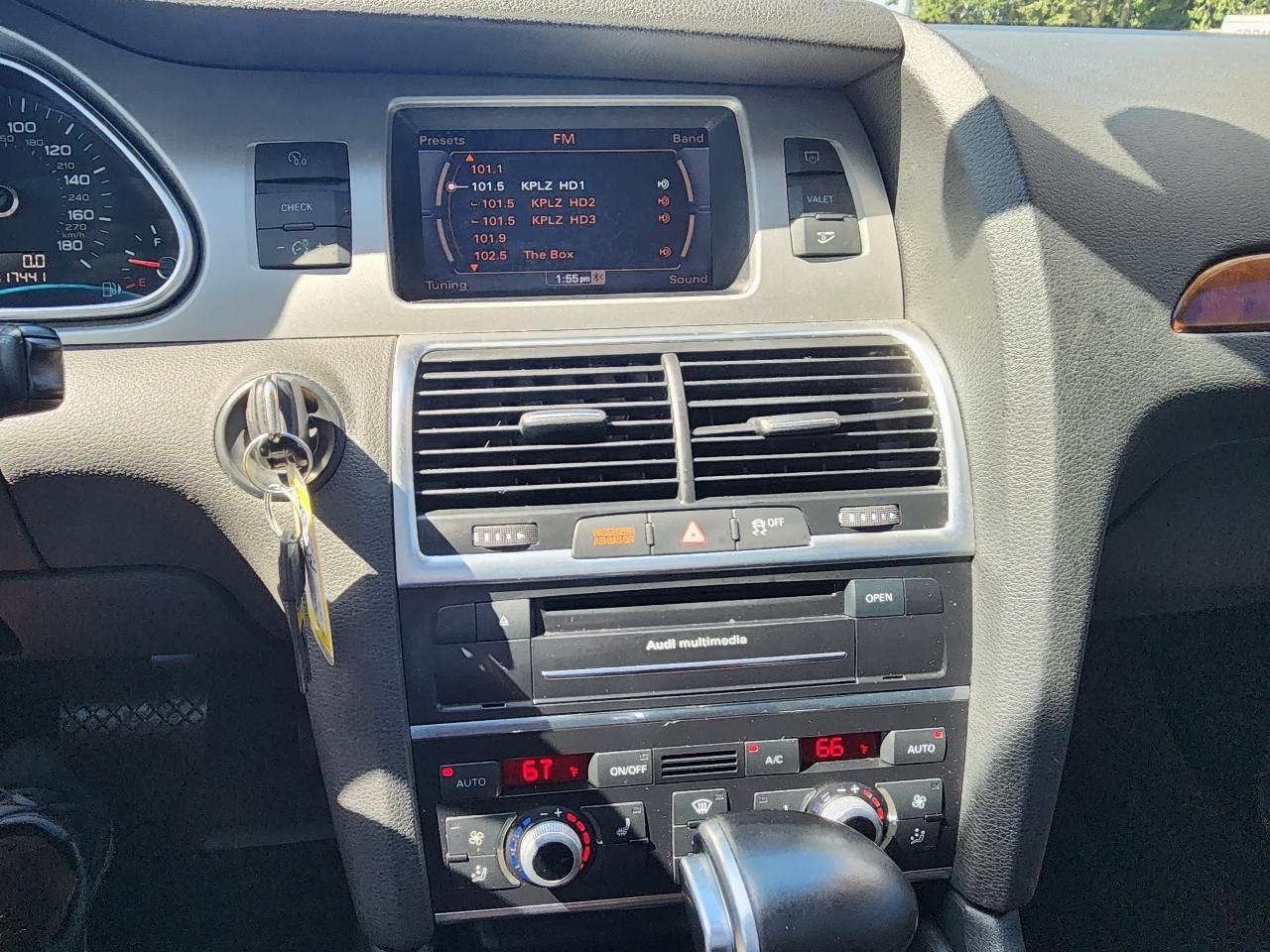 Audi Q7  2015
