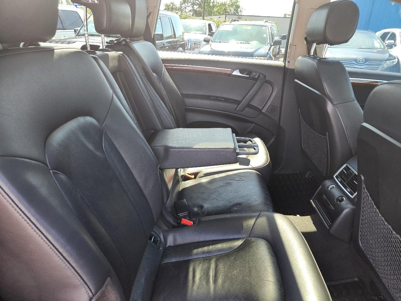 Audi Q7  2015