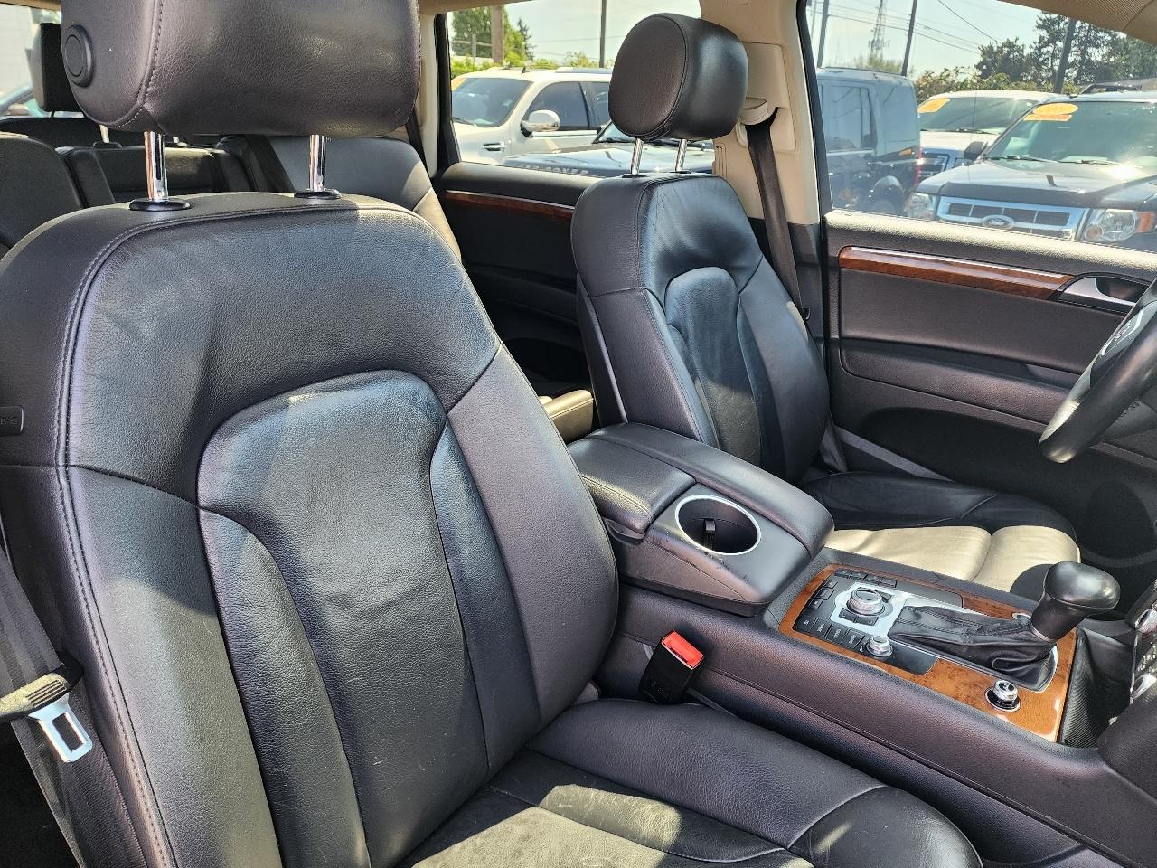 Audi Q7  2015