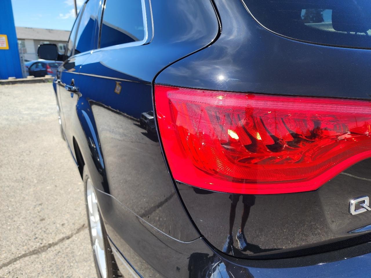 Audi Q7  2015