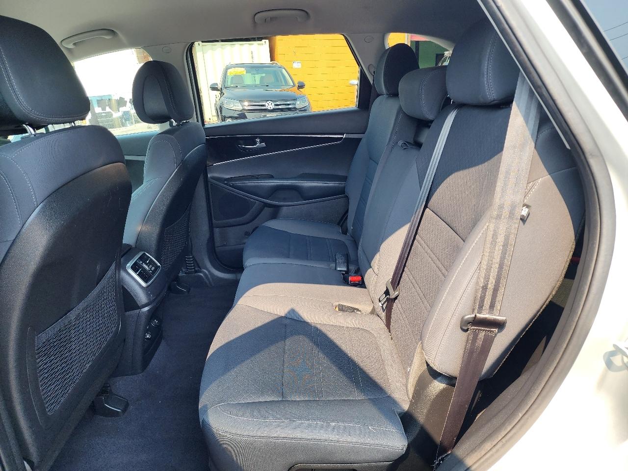 Kia Sorento LX V6 AWD 2017