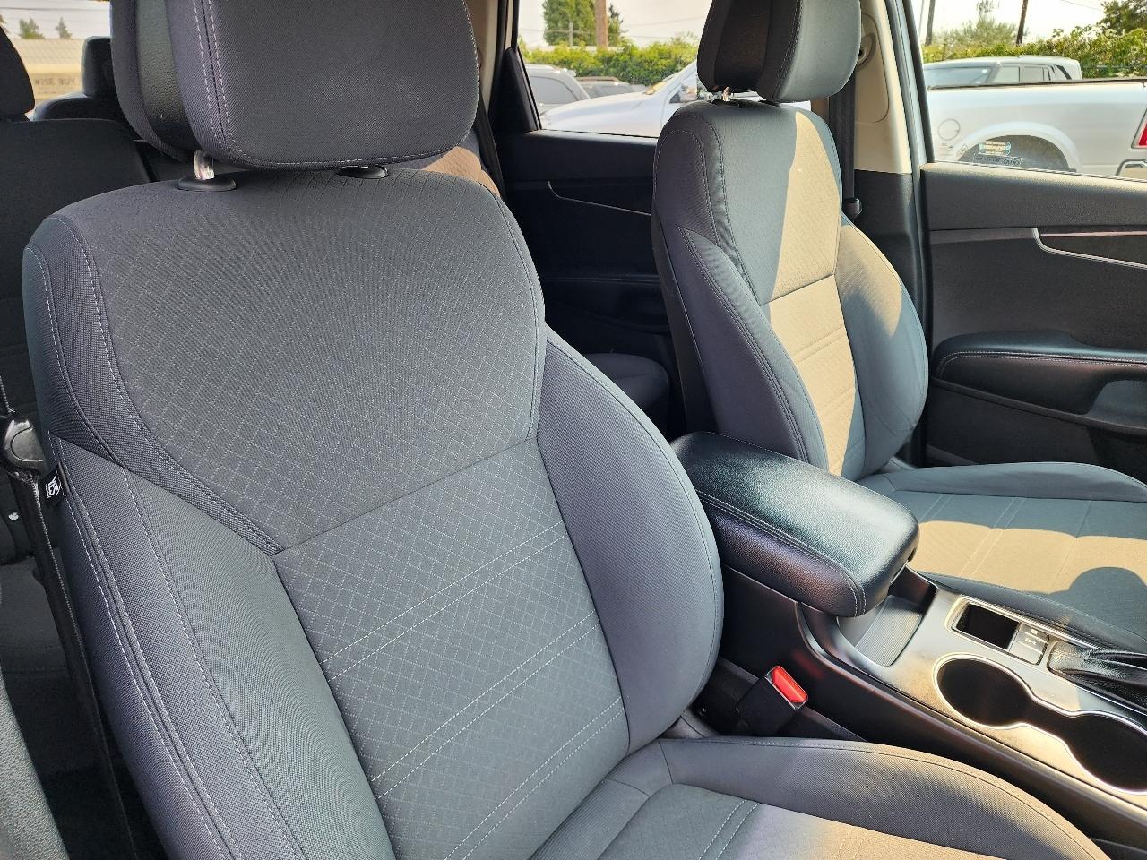 Kia Sorento LX V6 AWD 2017