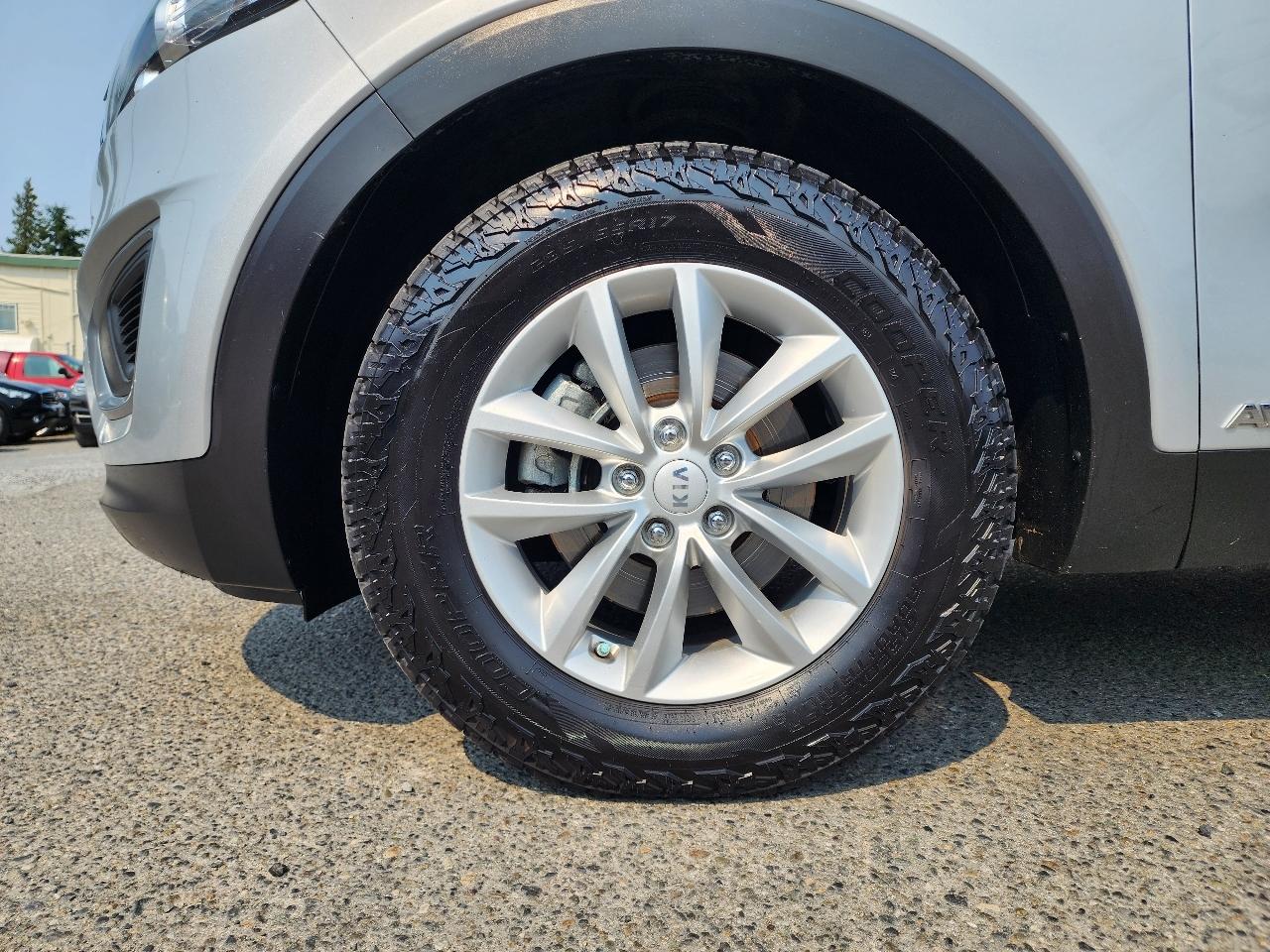 Kia Sorento LX V6 AWD 2017