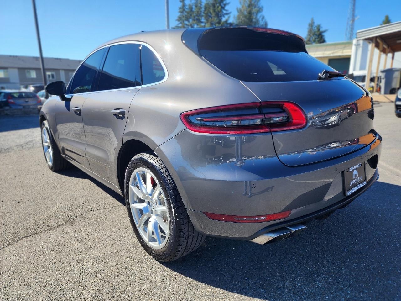 Porsche Macan AWD 4dr Turbo 2015
