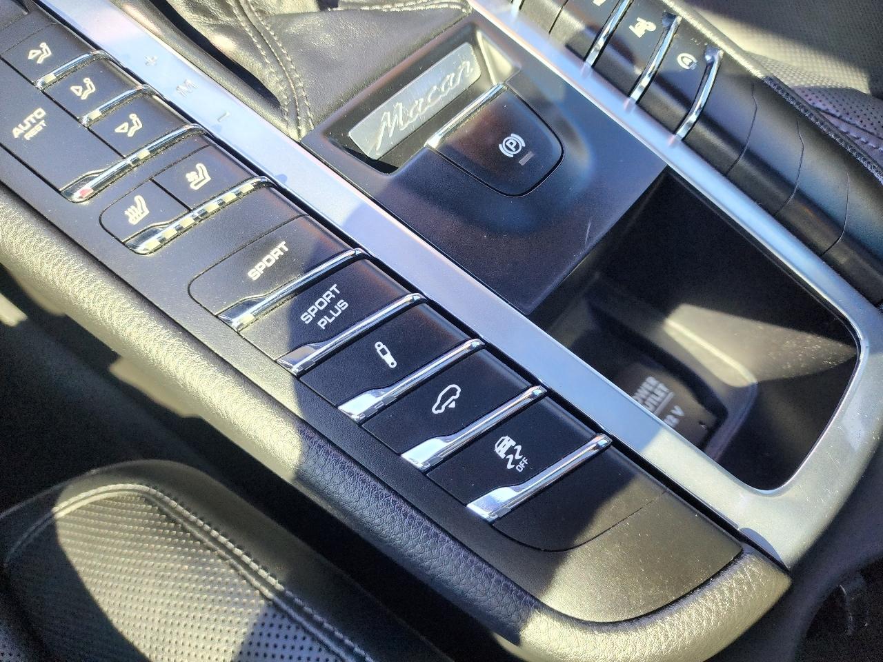 Porsche Macan AWD 4dr Turbo 2015