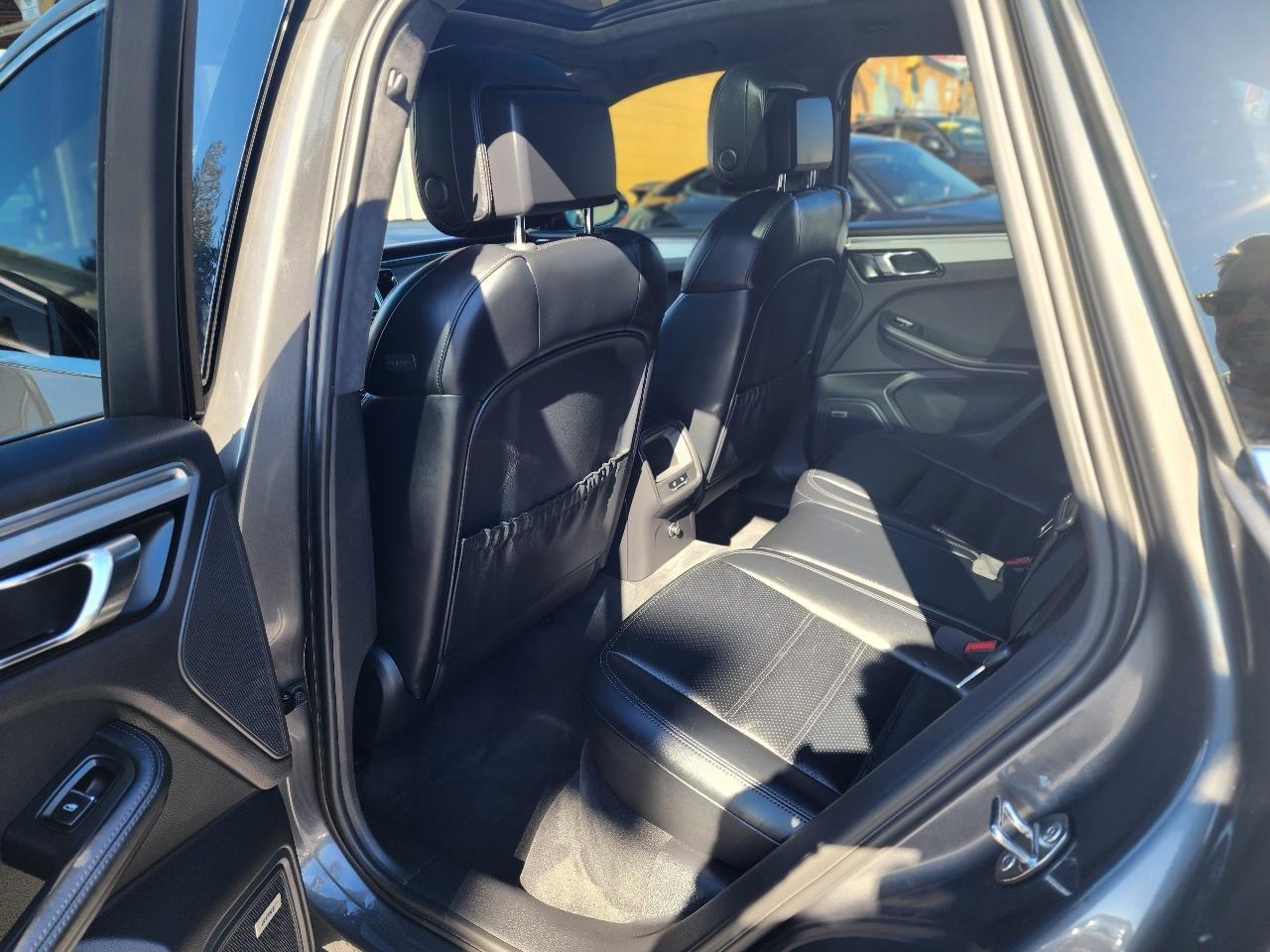 Porsche Macan AWD 4dr Turbo 2015