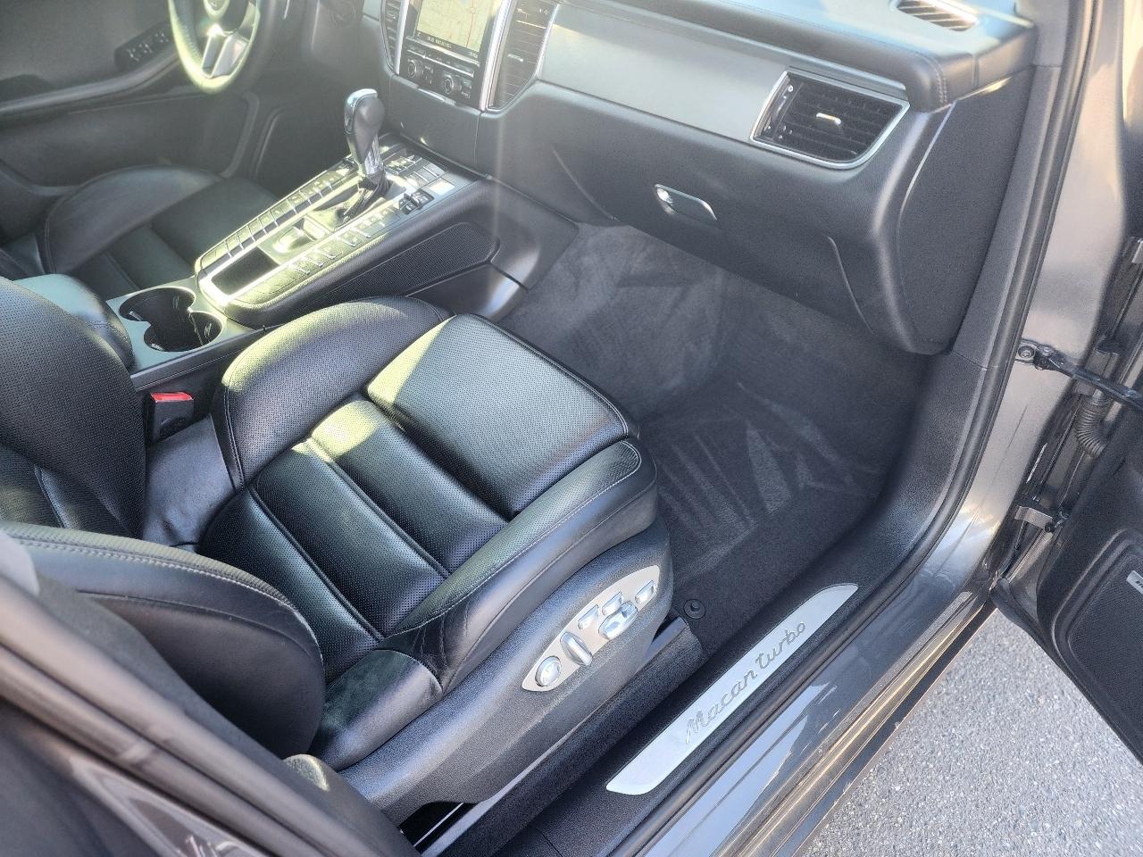 Porsche Macan AWD 4dr Turbo 2015