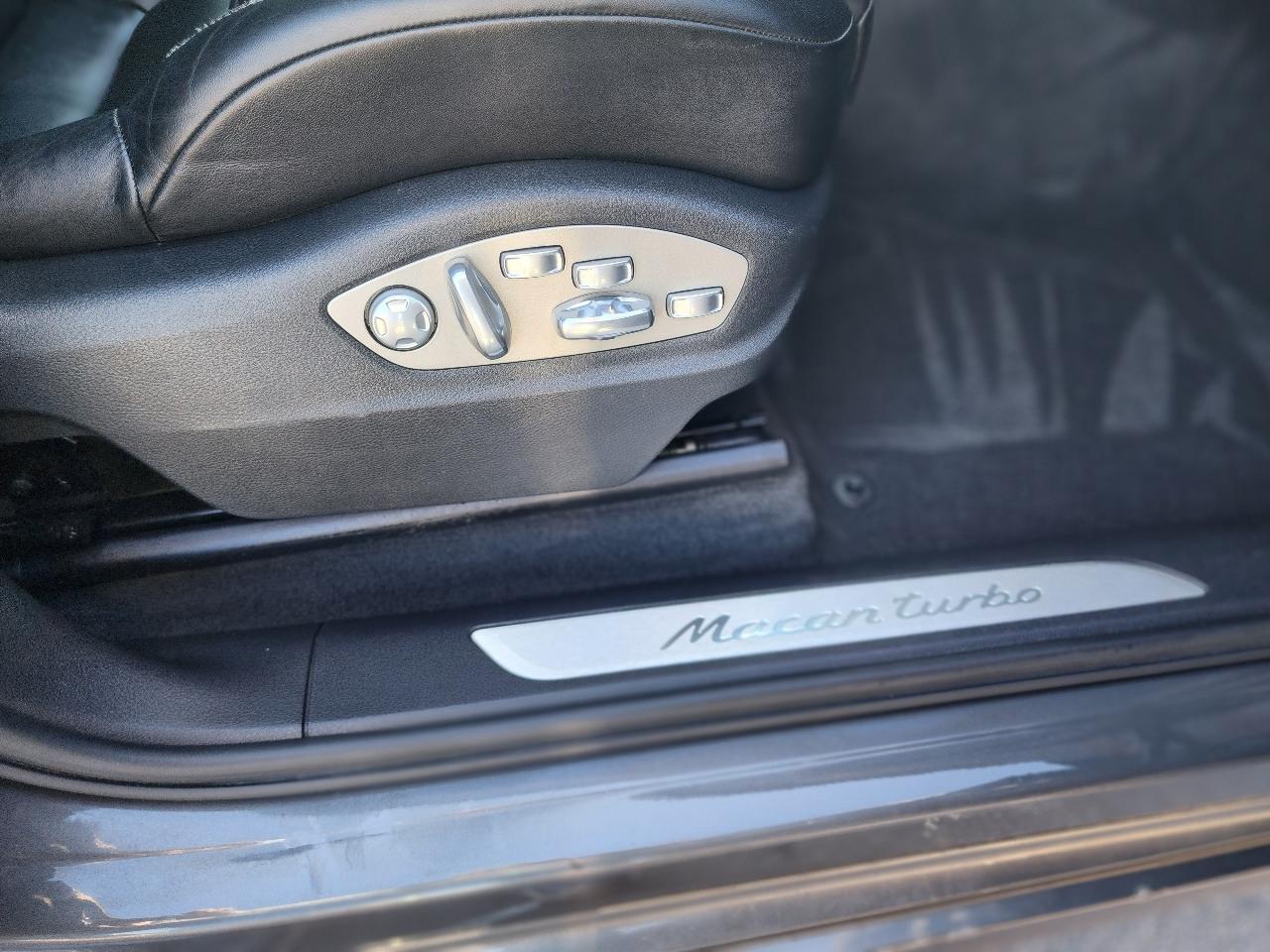 Porsche Macan AWD 4dr Turbo 2015