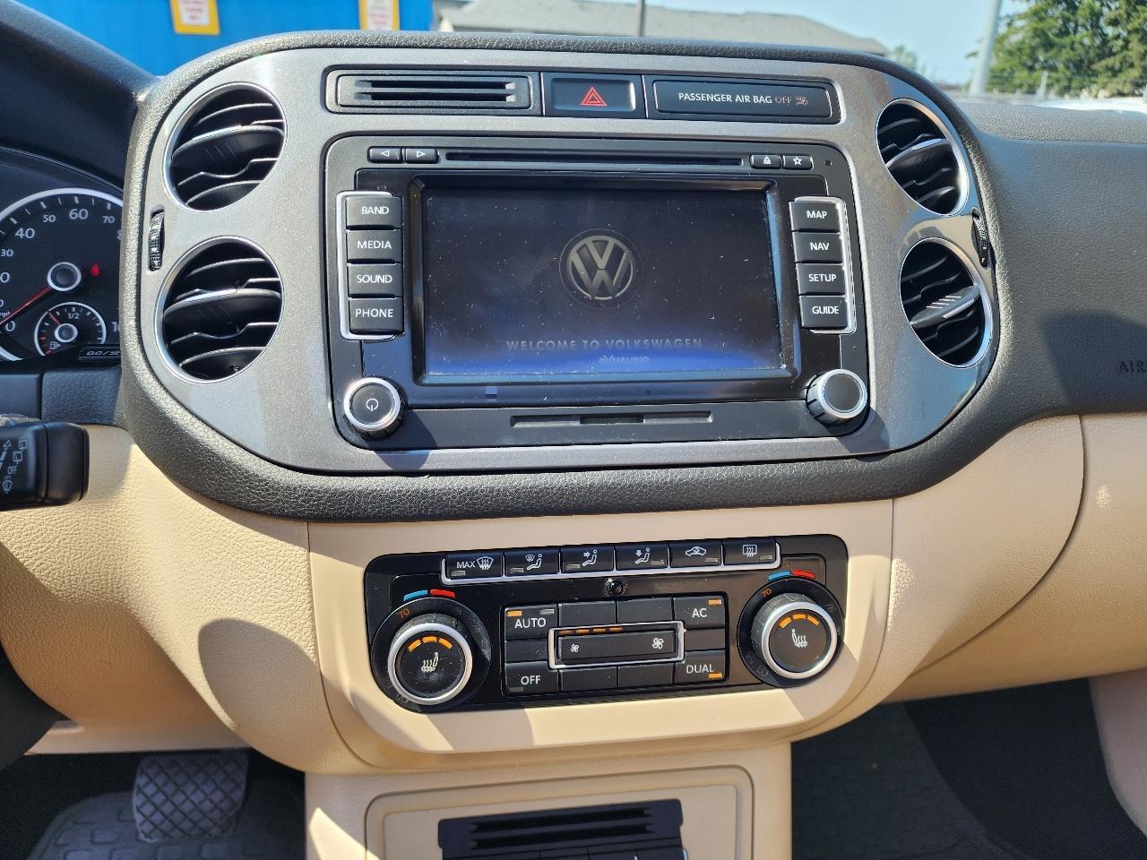 Volkswagen Tiguan 4WD 4dr Auto SEL w/Premium Nav & Dynaudio 2012