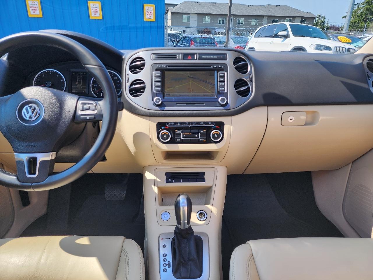 Volkswagen Tiguan 4WD 4dr Auto SEL w/Premium Nav & Dynaudio 2012