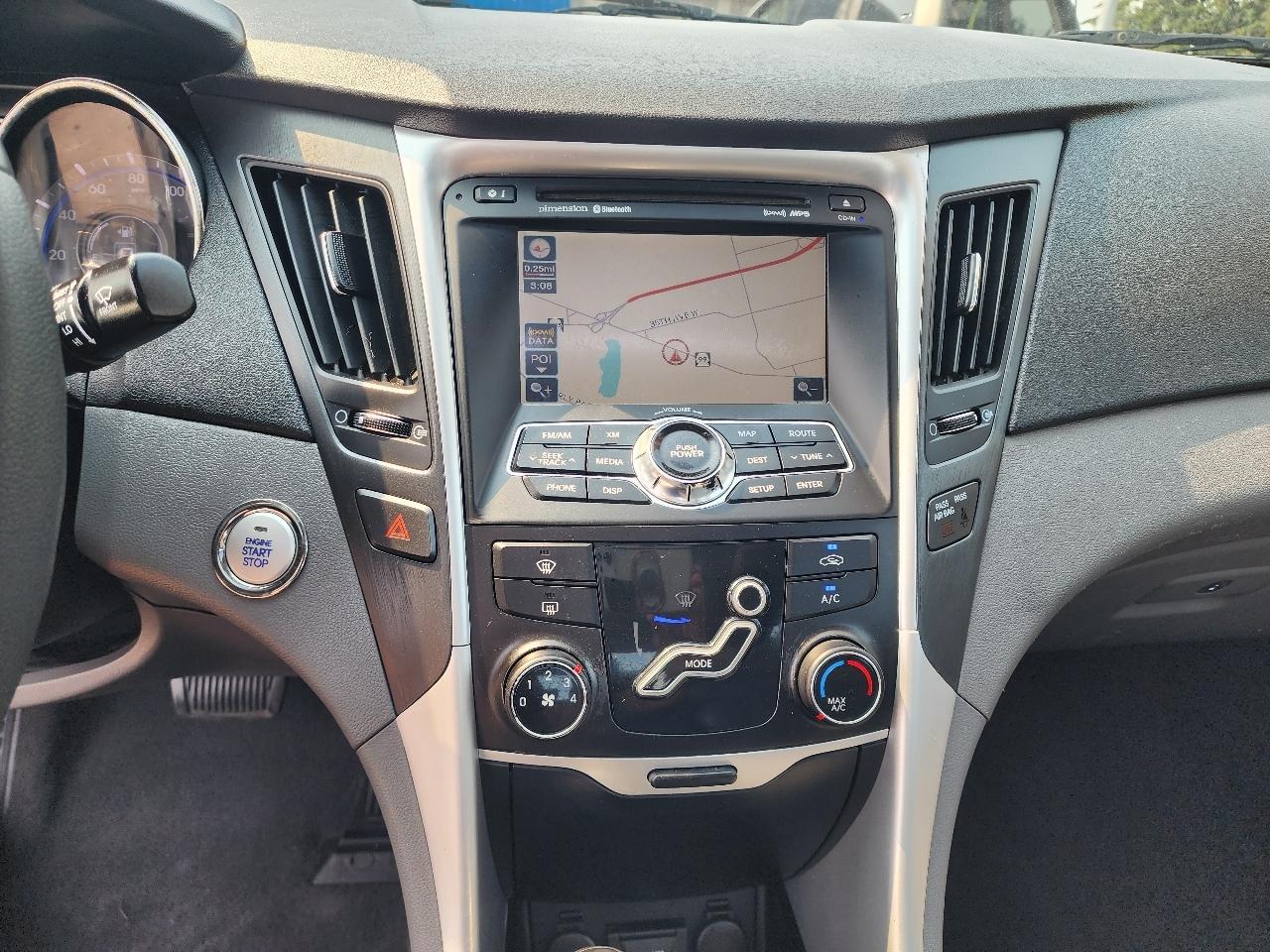 Hyundai Sonata 4dr Sdn 2.4L Auto SE 2011