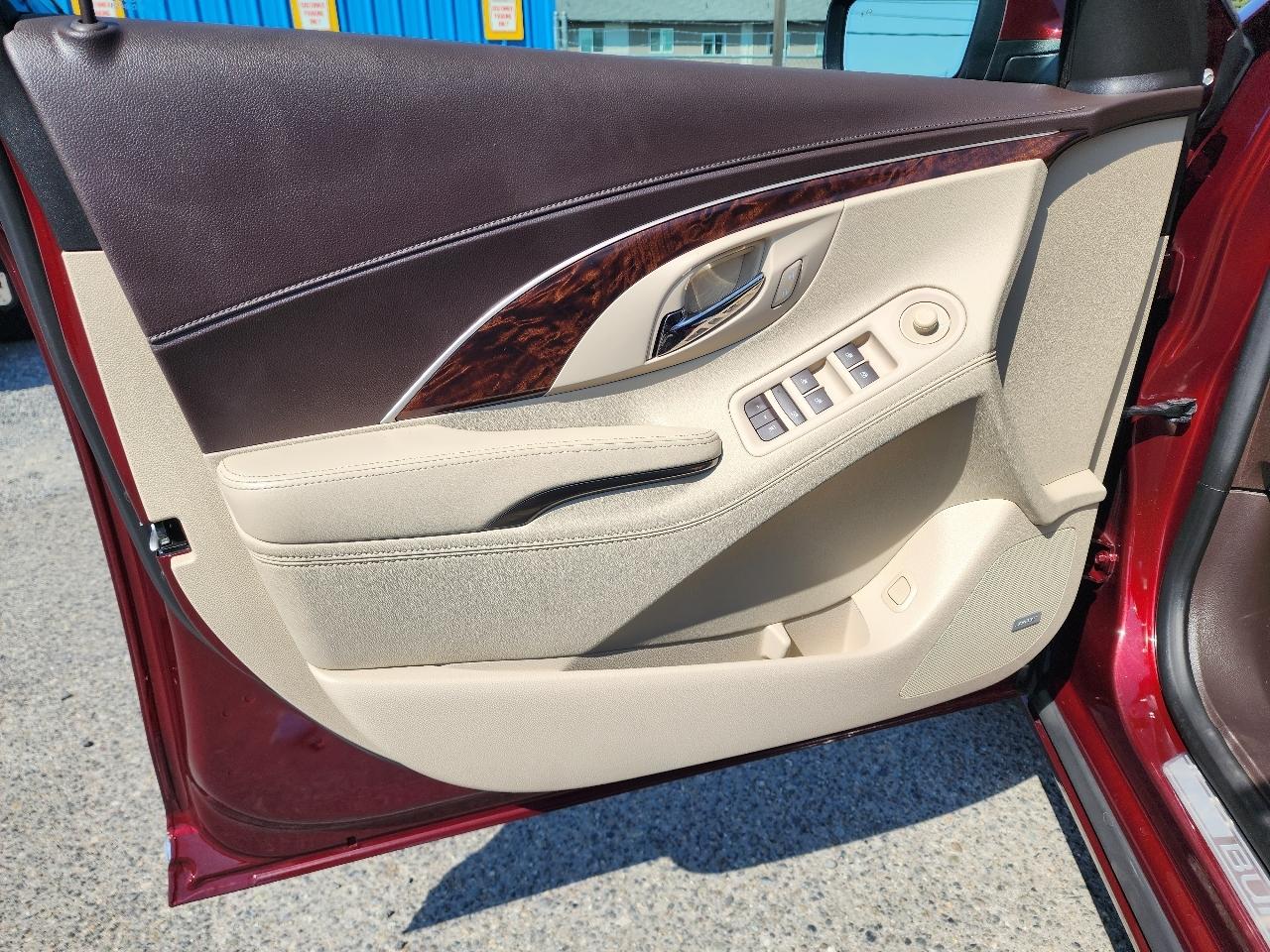 Buick LaCrosse Leather Package 2016