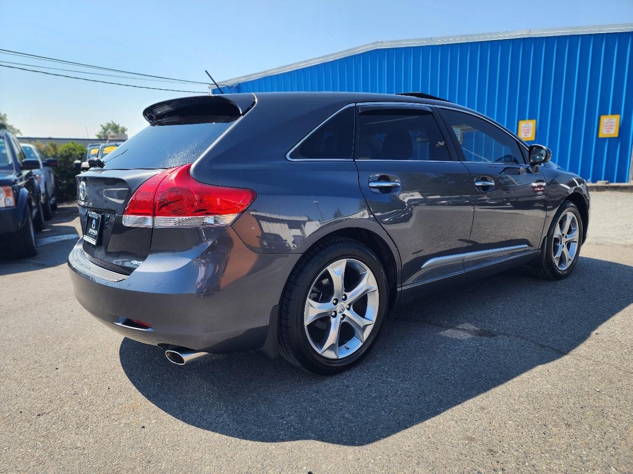 Toyota Venza  2010