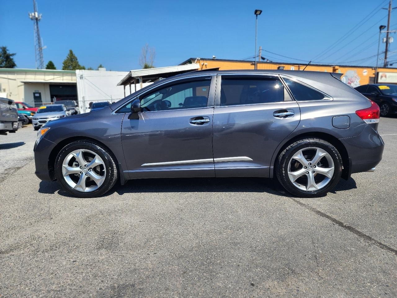 Toyota Venza  2010