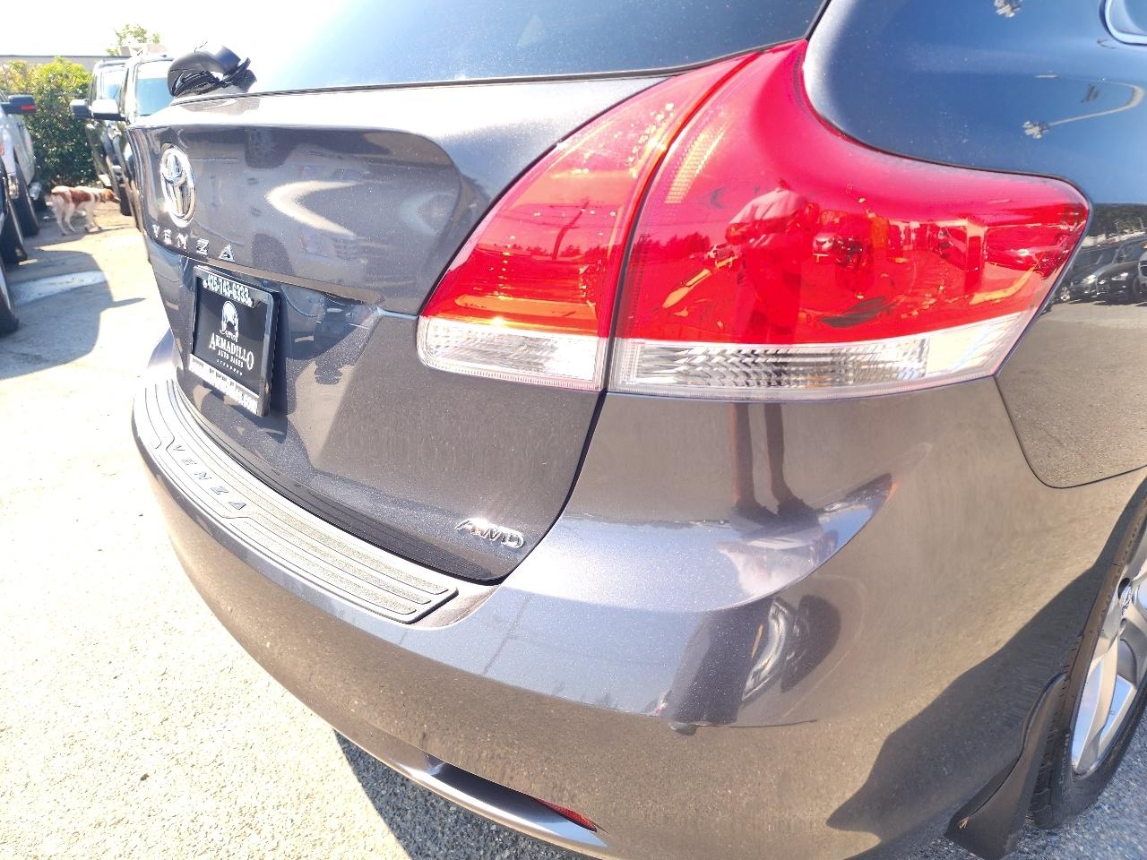 Toyota Venza  2010