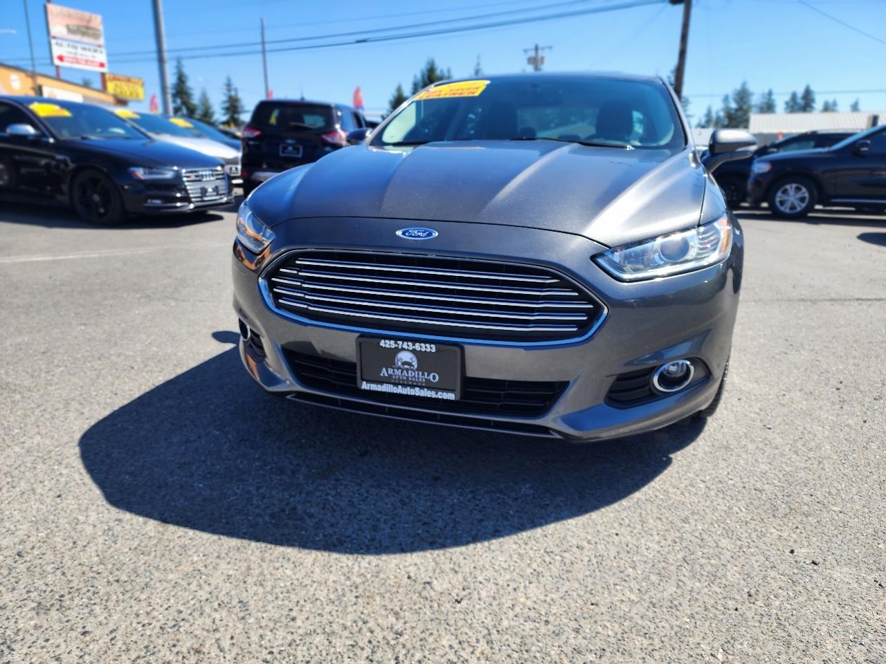 Ford Fusion SE 2016
