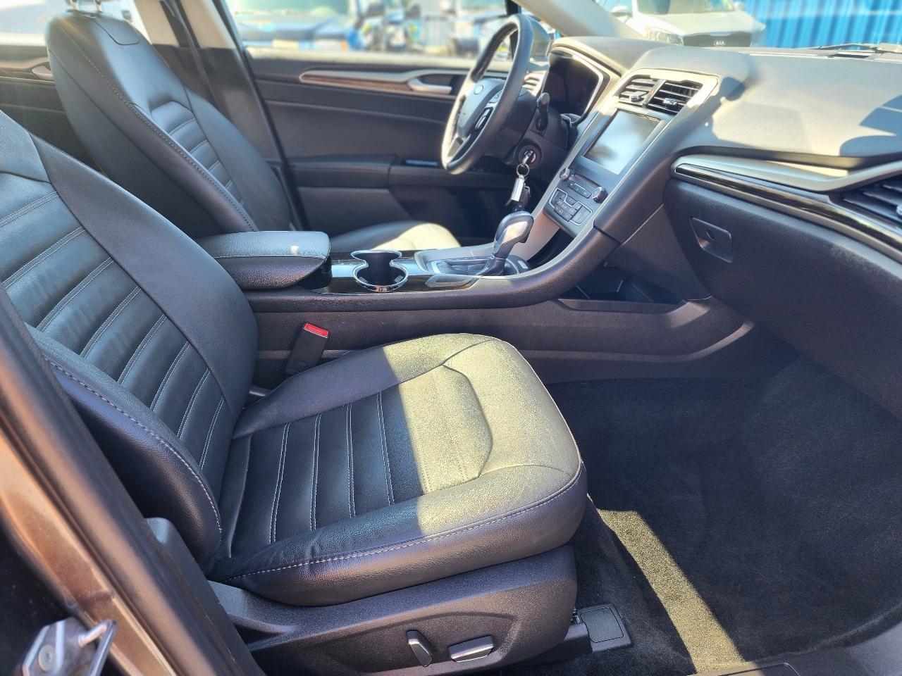 Ford Fusion SE 2016