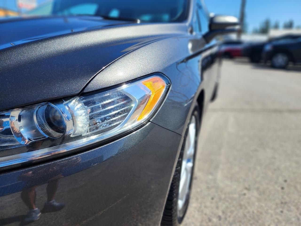 Ford Fusion SE 2016