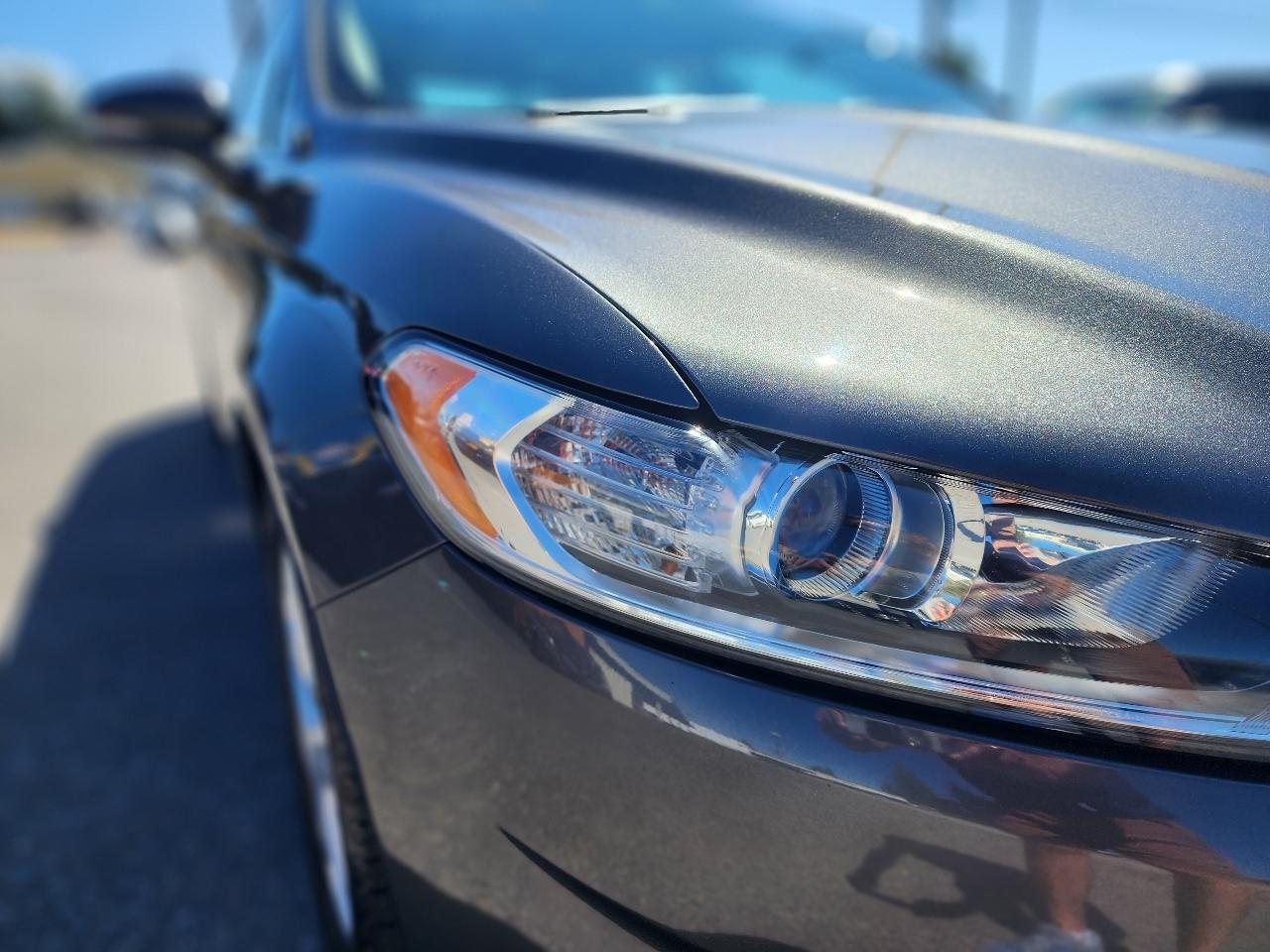 Ford Fusion SE 2016