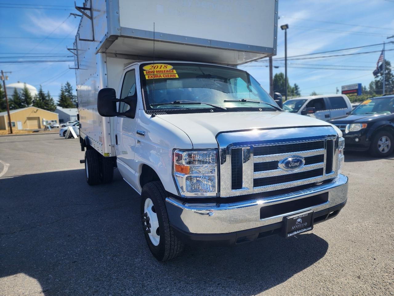 Ford E-Series Cutaway E-350 SRW 138" WB 2018