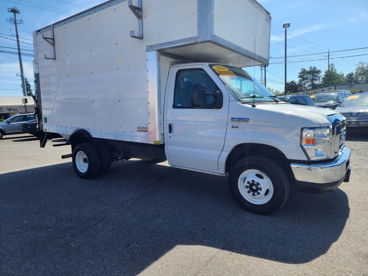 Ford E-Series Cutaway E-350 SRW 138" WB 2018