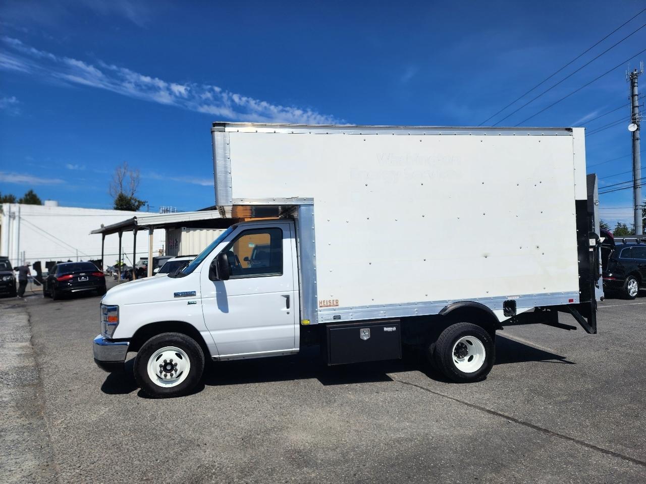 Ford E-Series Cutaway E-350 SRW 138" WB 2018