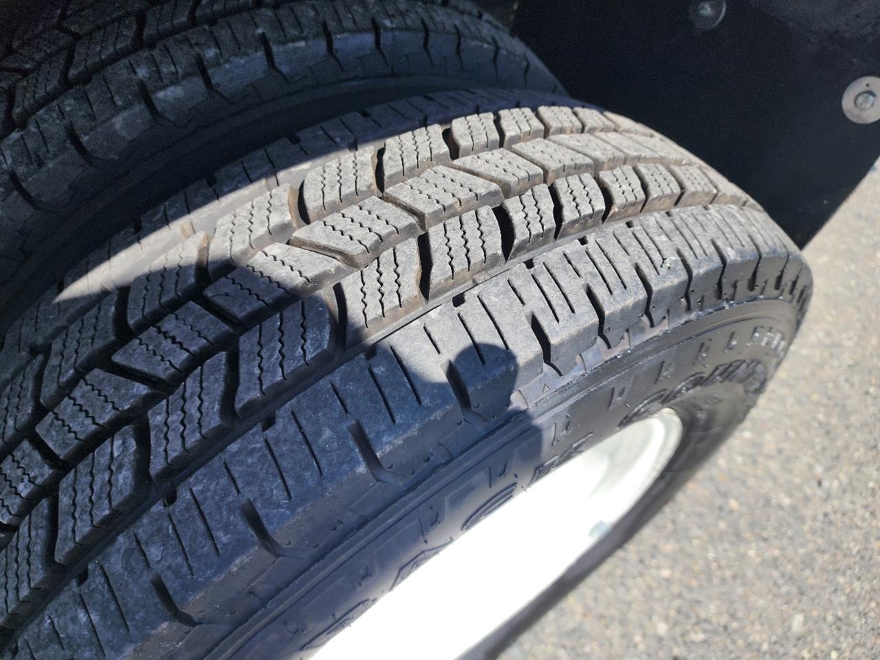 Ford E-Series Cutaway E-350 SRW 138" WB 2018