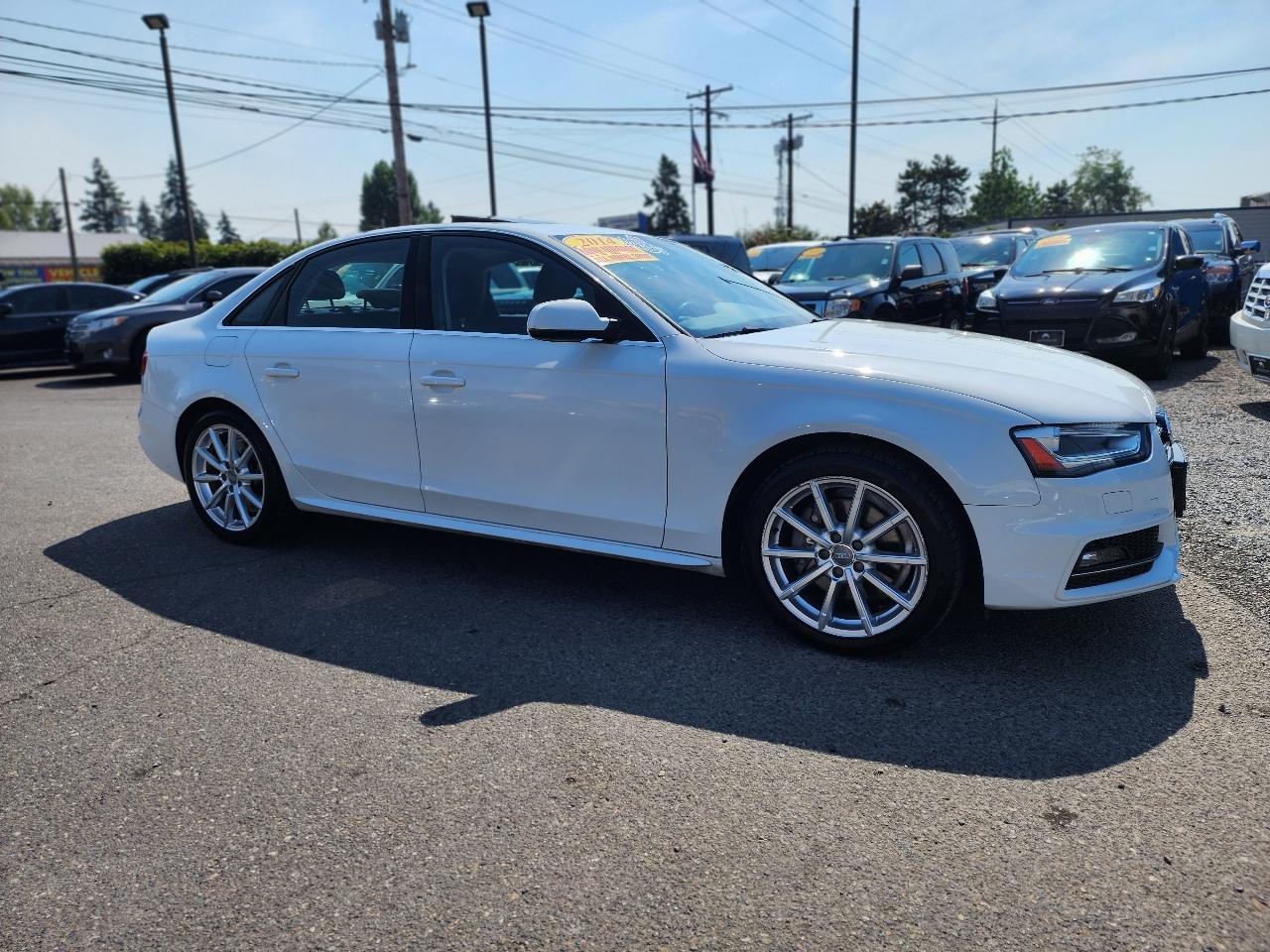 Audi A4 4dr Sdn Auto quattro 2.0T Premium Plus 2014