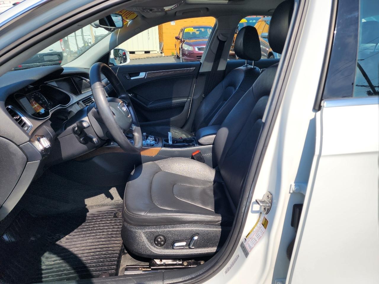 Audi A4 4dr Sdn Auto quattro 2.0T Premium Plus 2014