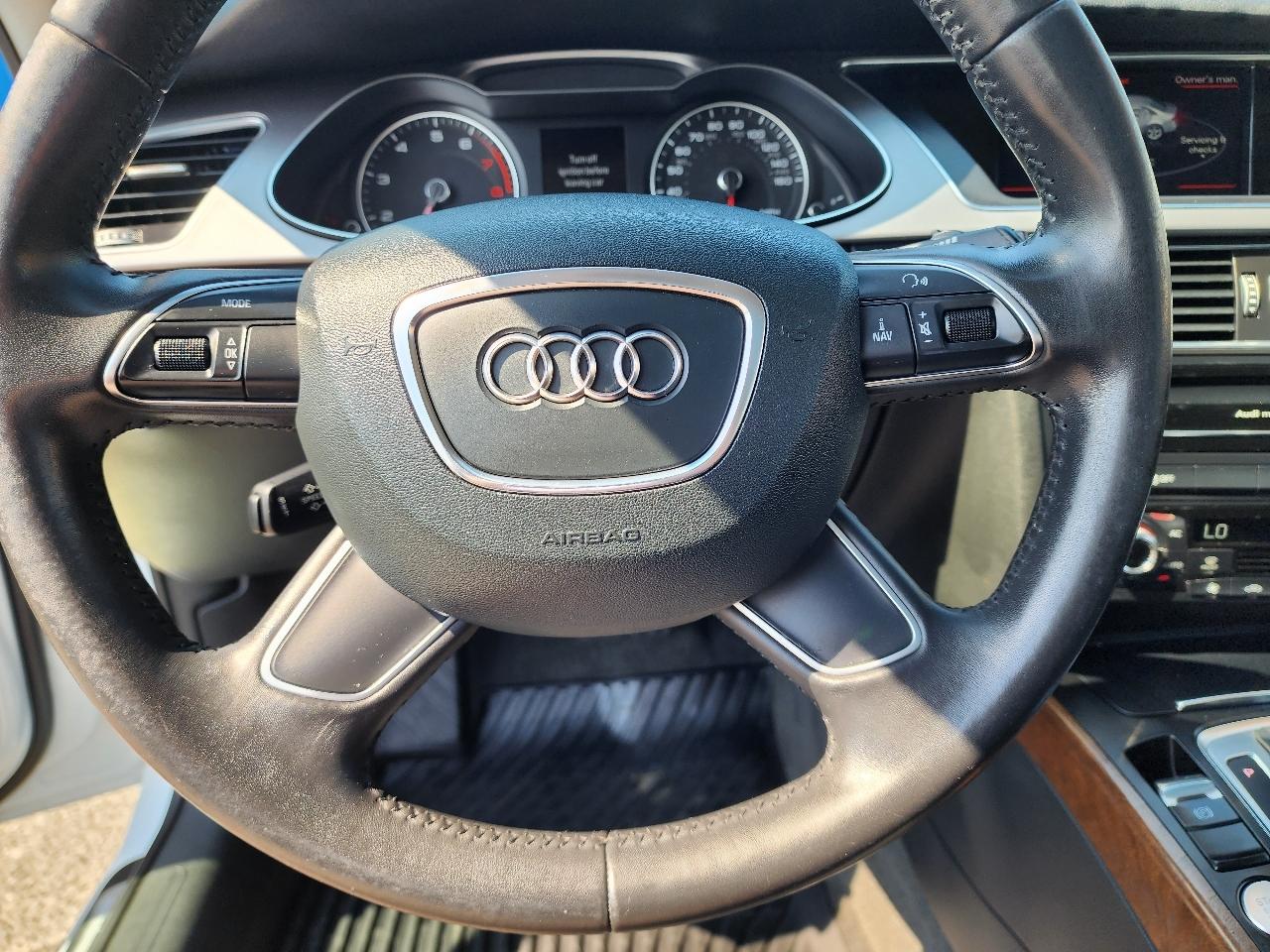 Audi A4 4dr Sdn Auto quattro 2.0T Premium Plus 2014