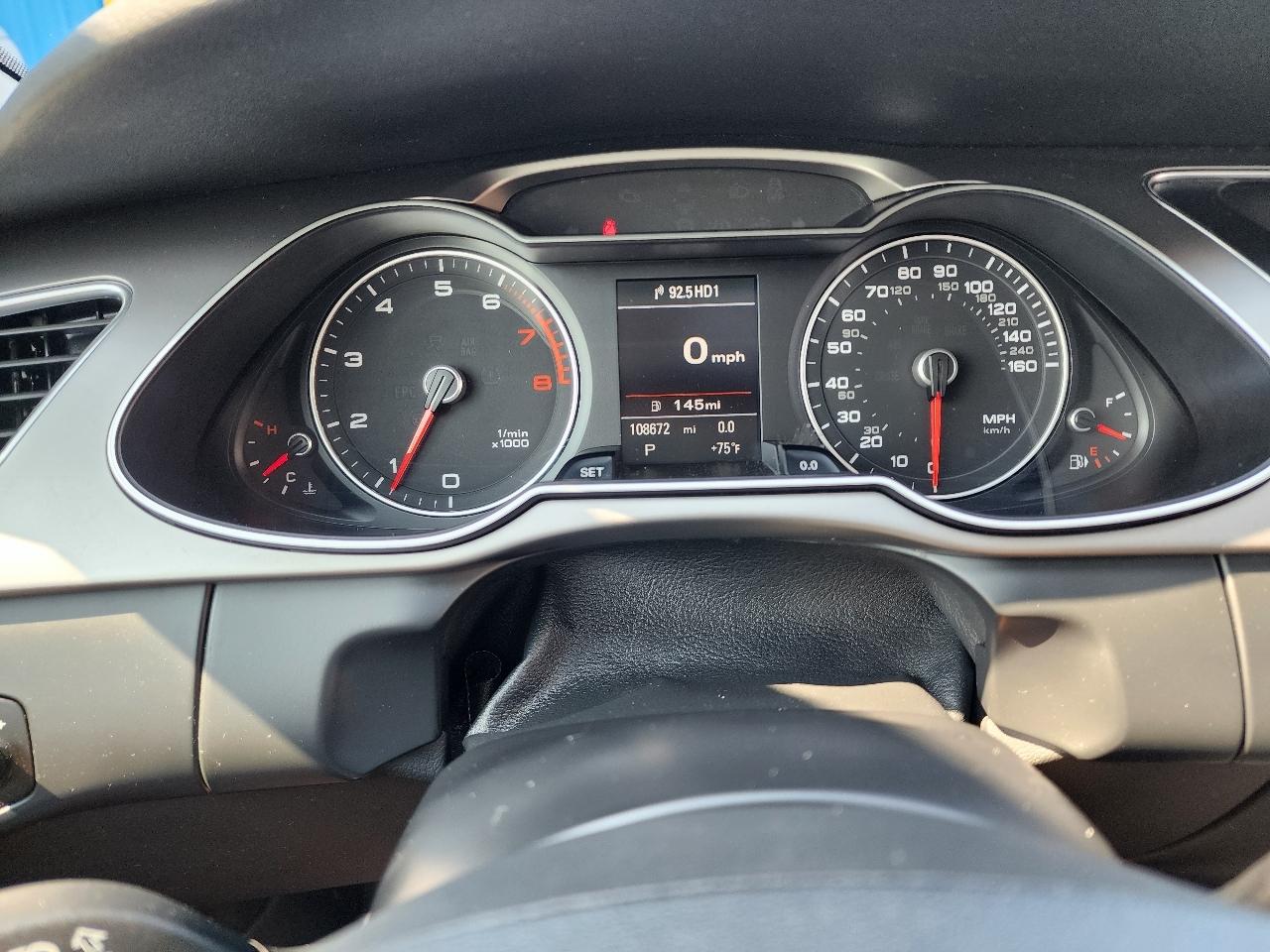 Audi A4 4dr Sdn Auto quattro 2.0T Premium Plus 2014