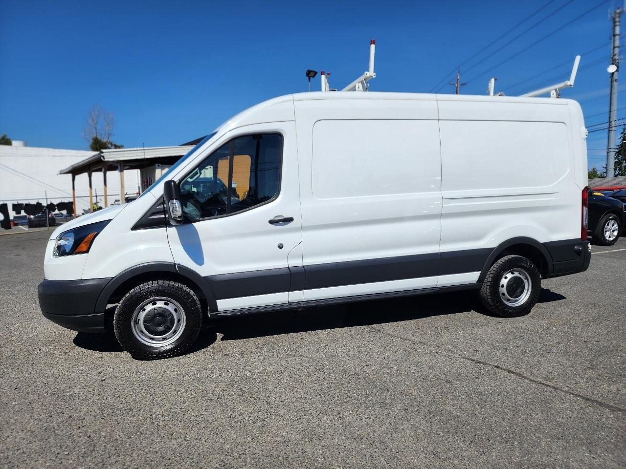 Ford Transit Van T-250 148" Med Rf 9000 GVWR Sliding RH Dr 2018