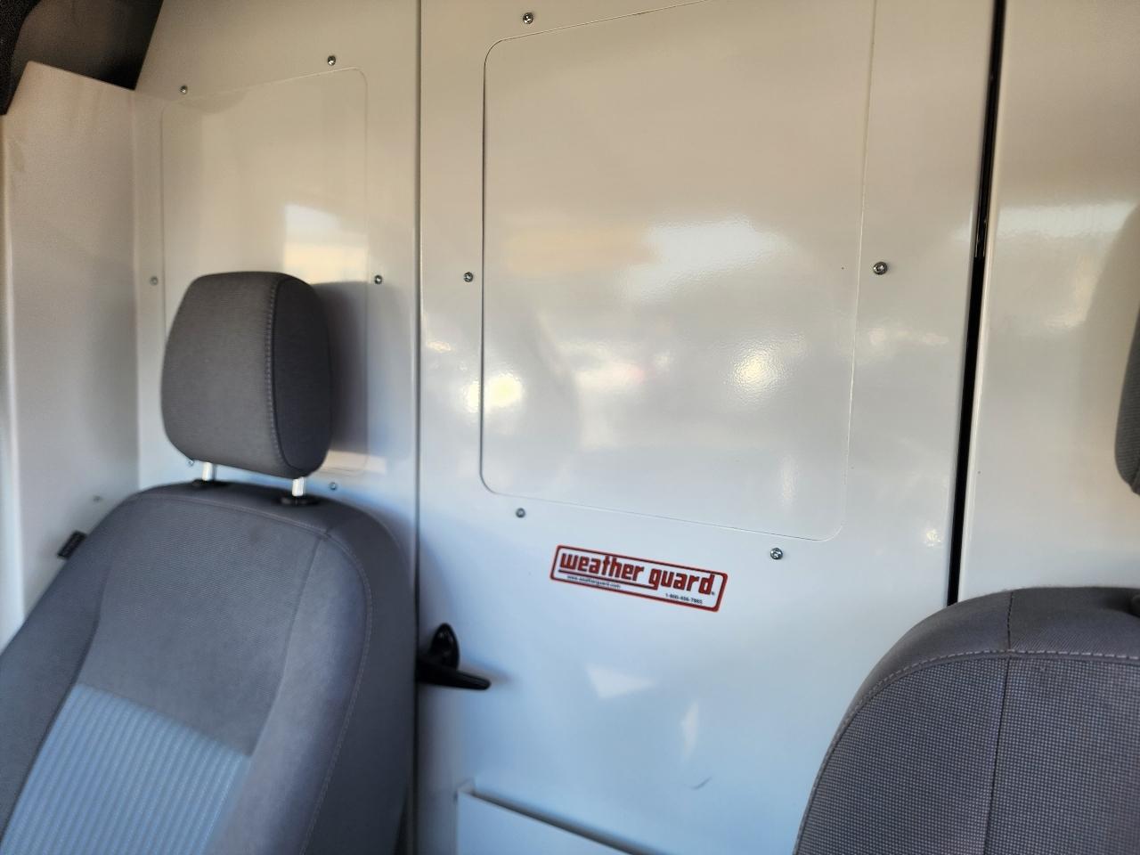 Ford Transit Van T-250 148" Med Rf 9000 GVWR Sliding RH Dr 2018