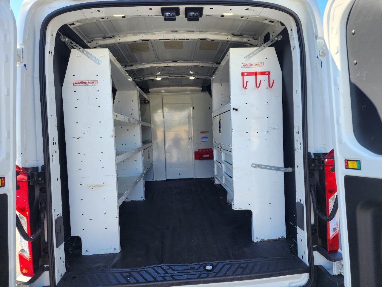 Ford Transit Van T-250 148" Med Rf 9000 GVWR Sliding RH Dr 2018