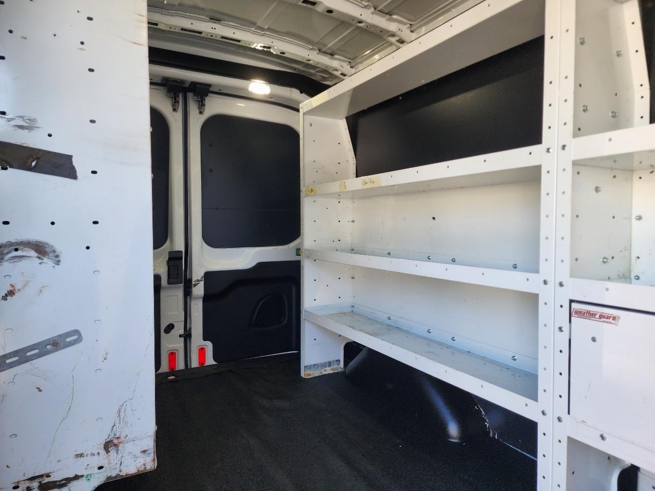 Ford Transit Van T-250 148" Med Rf 9000 GVWR Sliding RH Dr 2018
