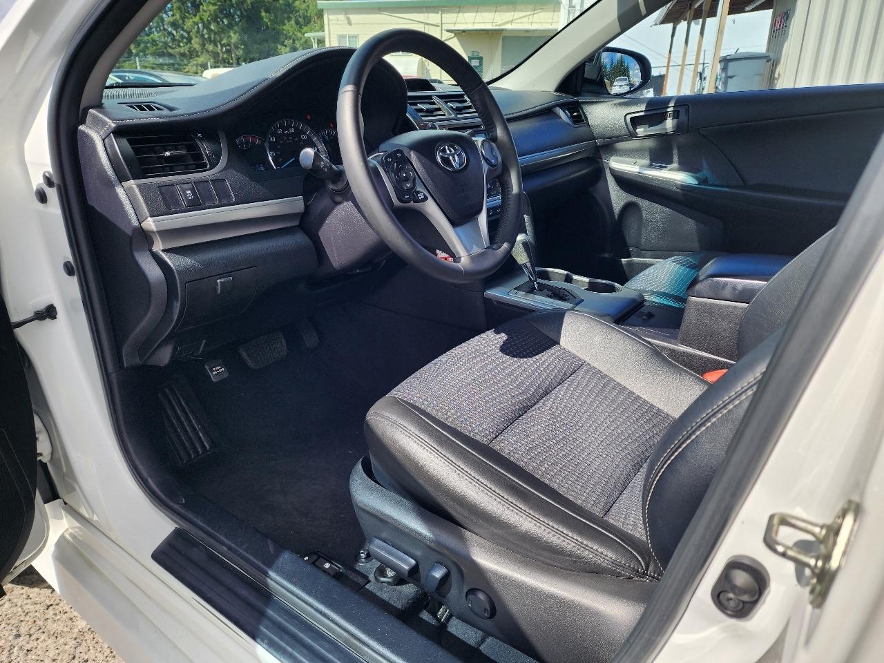 Toyota Camry 2014.5 4dr Sdn I4 Auto SE Sport (Natl) 2014