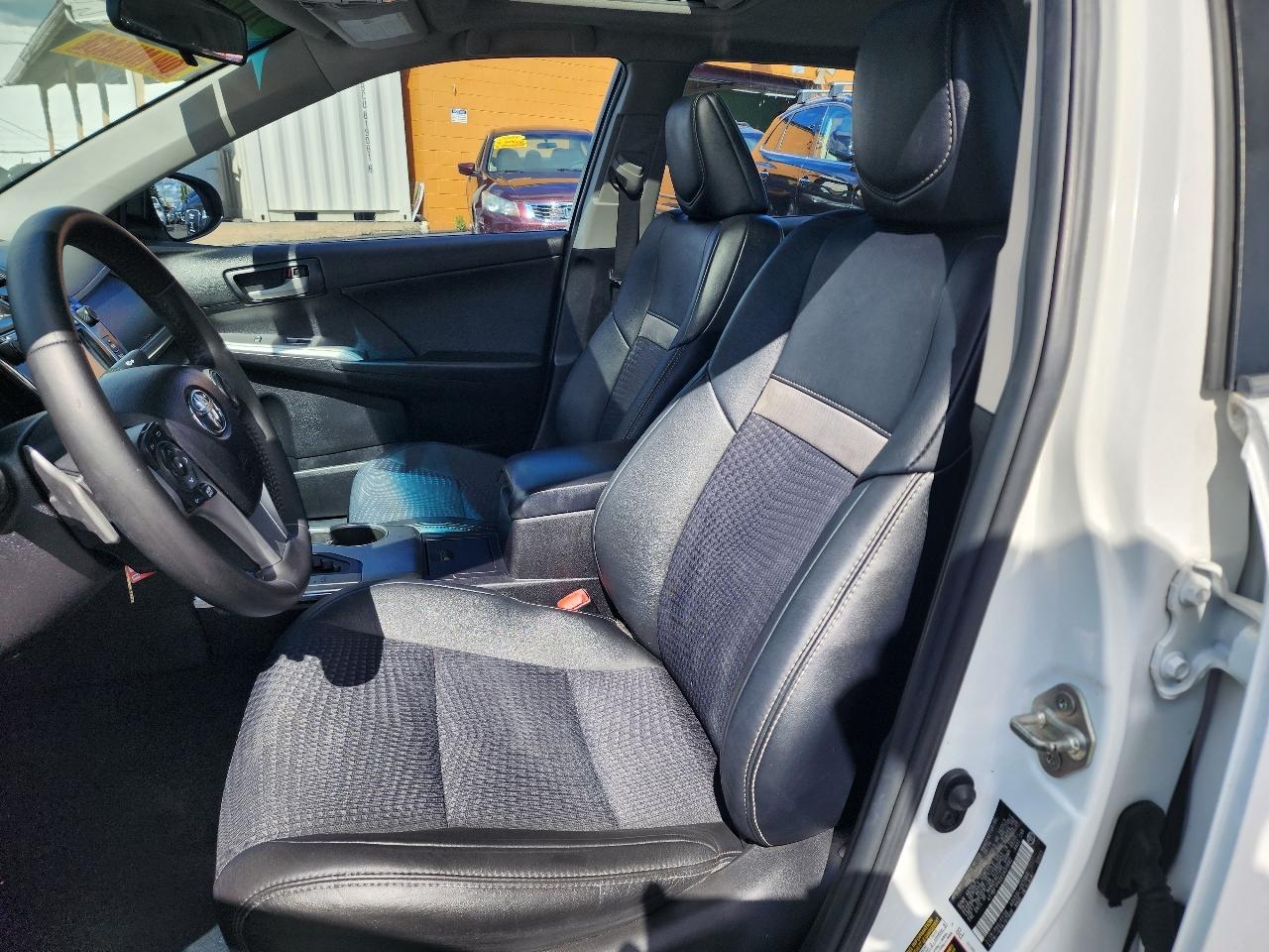 Toyota Camry 2014.5 4dr Sdn I4 Auto SE Sport (Natl) 2014