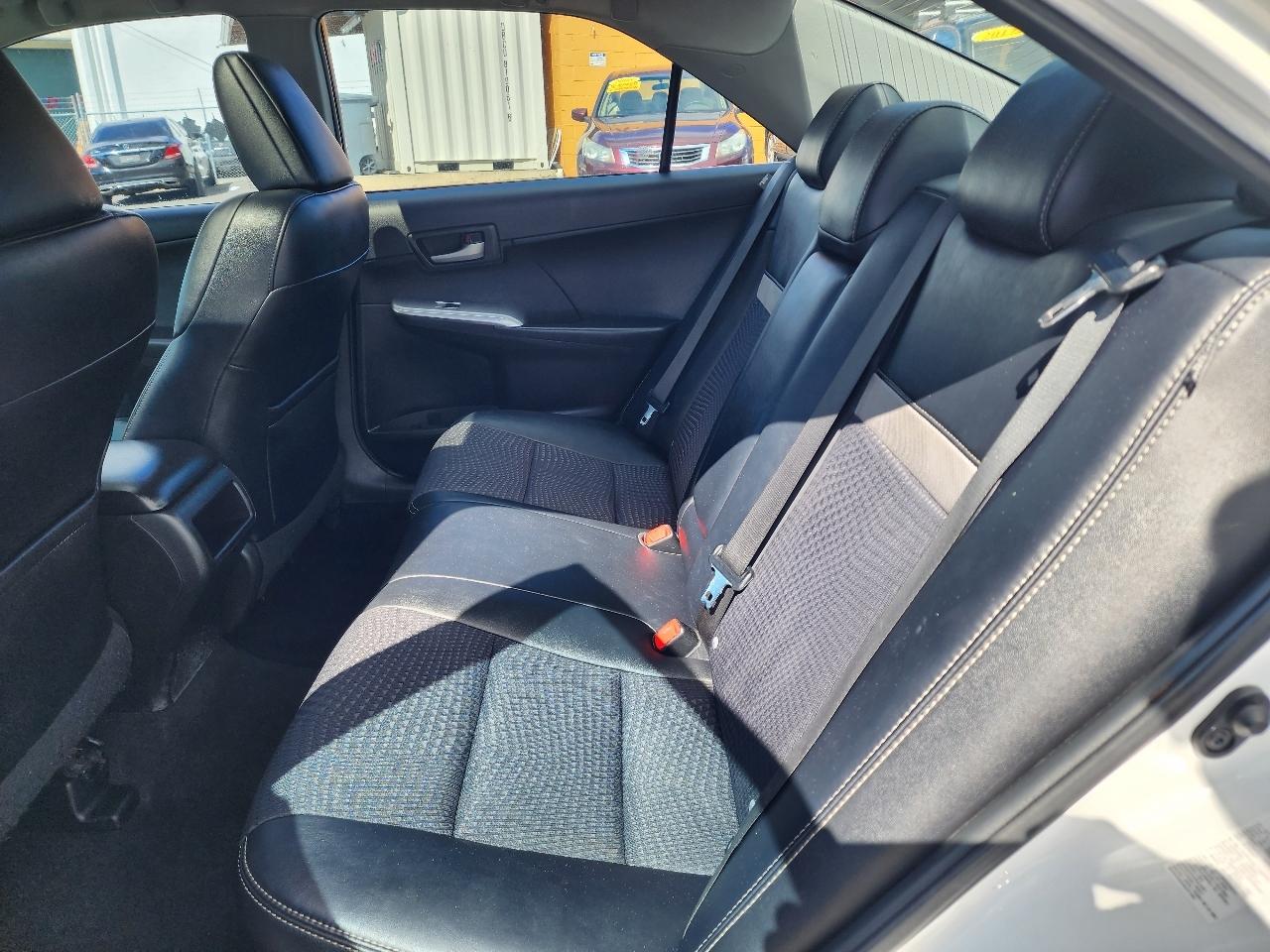 Toyota Camry 2014.5 4dr Sdn I4 Auto SE Sport (Natl) 2014