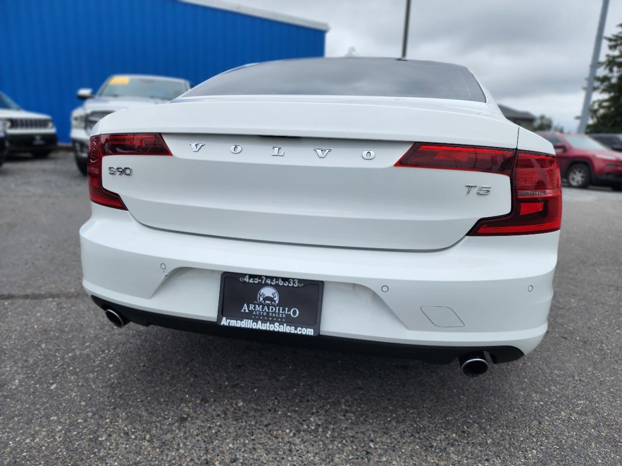 Volvo S90 T5 Momentum 2017